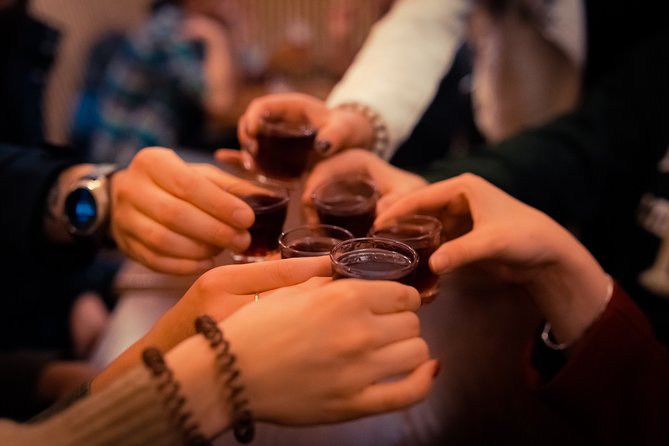 Krakow: 6-Course Full Polish Food & Vodka Tour - Warm apple crumble to close the meal