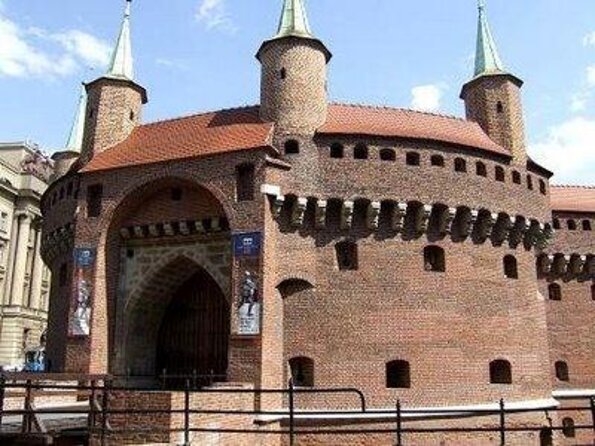 Krakow: A Magical Walking Tour of the Old City - 120 min - Key points at a glance