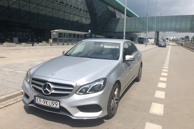 Krakow Airport - Krakow City Private Transfer - What the $41.86 price really buys