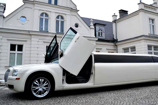 Krakow Airport (KRK) Premium Limo Transfer - Arriving at a Krakow Old Town address