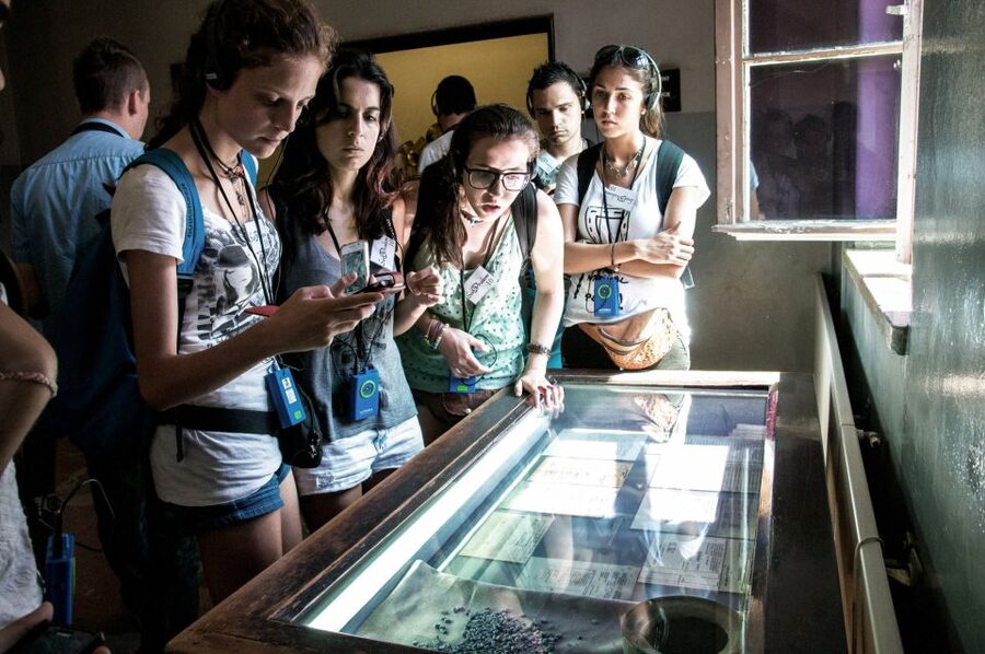 Krakow: Auschwitz-Birkenau Guided Tour Pickup/Lunch Options - Lunch, clothing and practical comfort