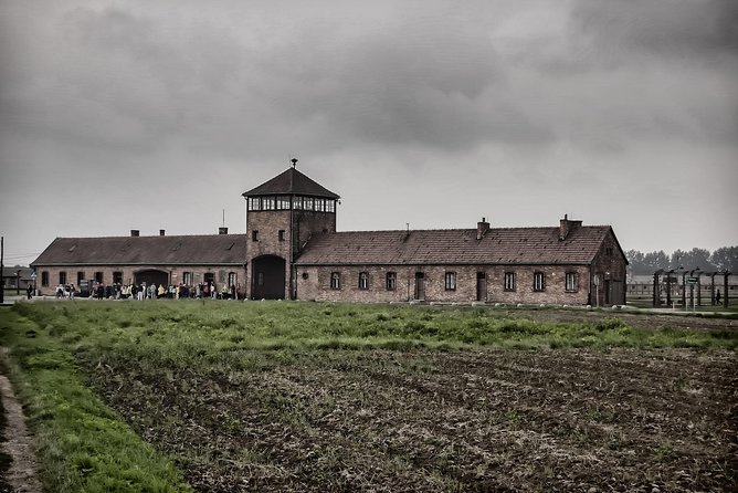 Krakow: Auschwitz-Birkenau Guided Tour with Hotel Transfer - Key points at a glance