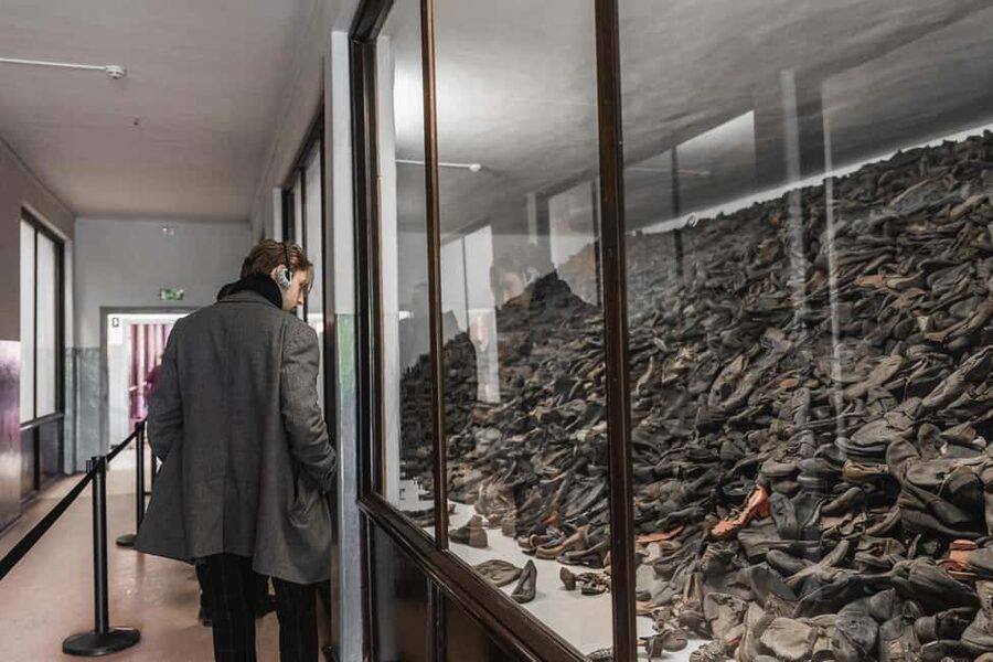 Krakow: Auschwitz-Birkenau Guided Tour with Transportation - Is the $20 price good value?
