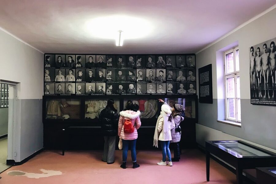 Krakow: Auschwitz-Birkenau Tour Limited to 15 Visitors - Auschwitz I: the first camp visit