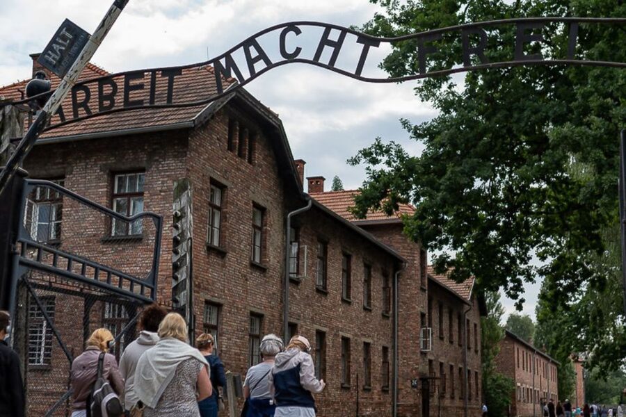 Krakow: Auschwitz-Birkenau Tour Limited to 15 Visitors - What to bring and what to expect at the entrance