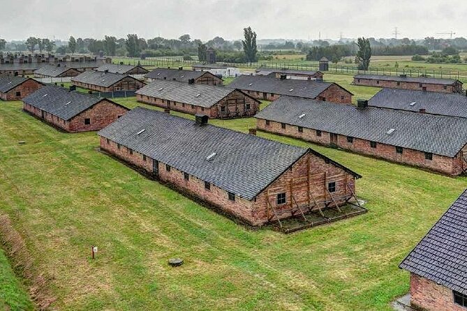 Krakow: Auschwitz-Birkenau Tour & Museum Expert Guide - How to prepare for a better day