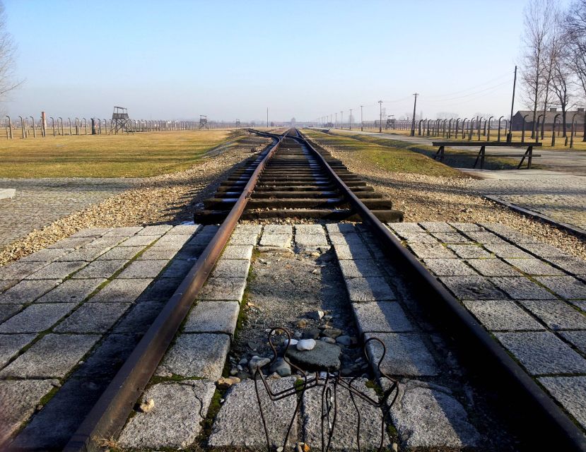 Krakow: Auschwitz-Birkenau & Wieliczka Salt Mine with Lunch - What to pack and what to remember