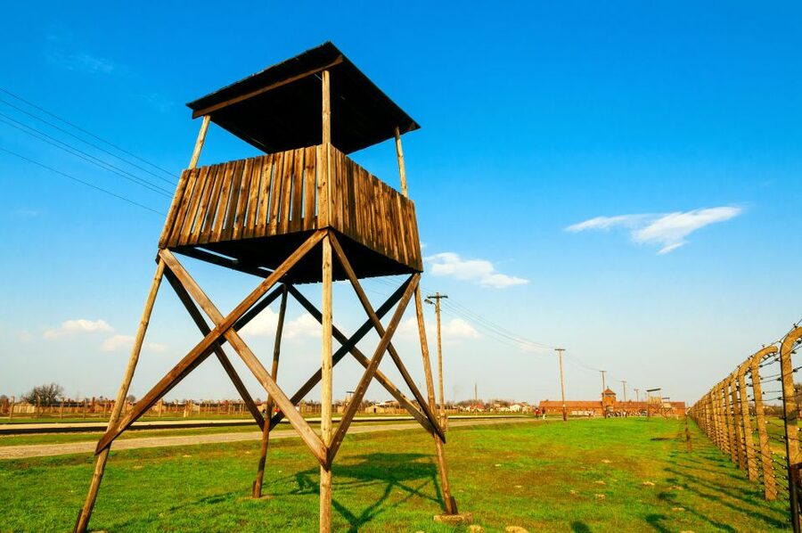 Krakow: Auschwitz Guided Tour with Optional Hotel Pickup - Practical details that can make the day easier