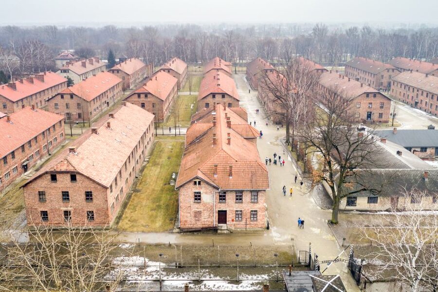 Krakow: Auschwitz Guided Tour with Pickup and Optional Lunch - Why this Auschwitz tour works well from Krakow