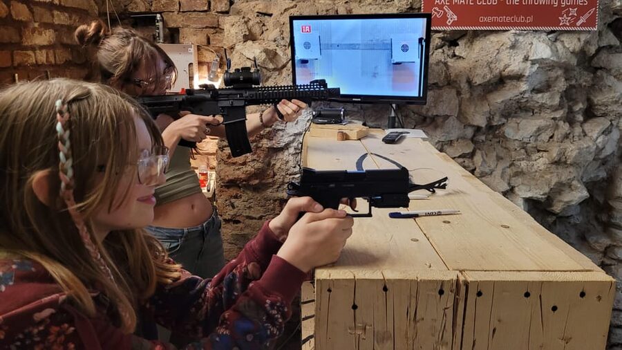 Krakow: Axe Mate Club Shooting Range Entry Ticket - The CZ 75 P-07 Duty pistol