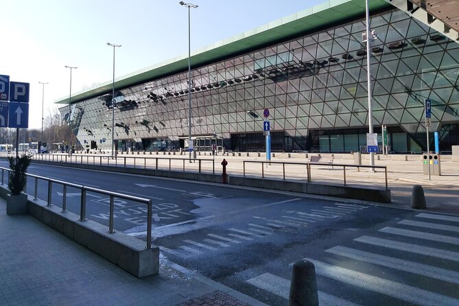 Krakow Balice Airport Transfer: Private Round Trip - What happens when you land