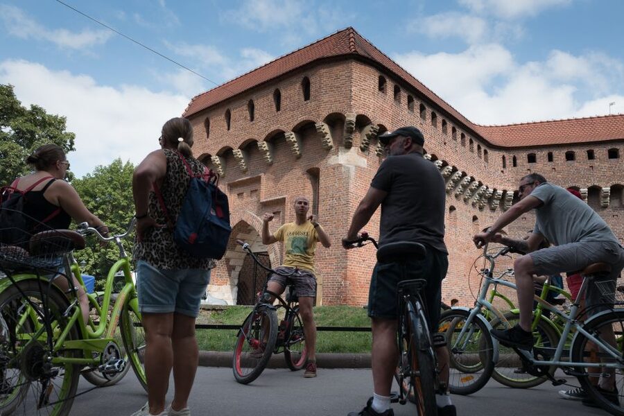 Krakow: Bike Tour of Old Town, Jewish Quarter and the Ghetto - Should you book it?