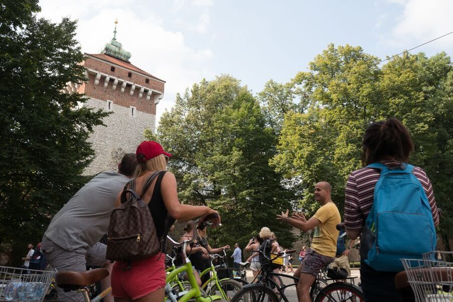 Krakow: Bike Tour of Old Town, Jewish Quarter and the Ghetto - Kazimierz, where Jewish and Polish stories meet