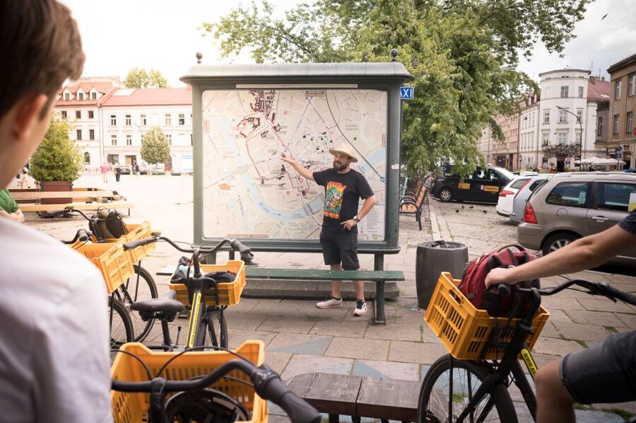 Krakow: Bike Tour of Old Town, Jewish Quarter and the Ghetto - Who should book this Krakow bike tour