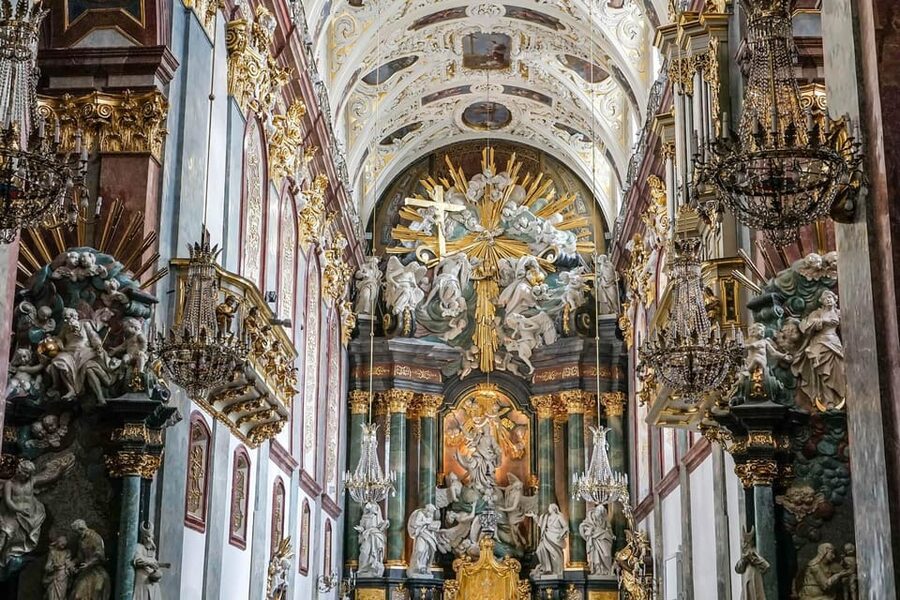 Krakow: Black Madonna Sanctuary of Czestochowa - Guided Tour - Who will enjoy this day trip most