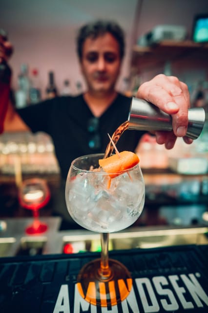Krakow: Bottomless Brunch with 3-Course Meal and Drinks - Booking, cancellation, and useful preparation