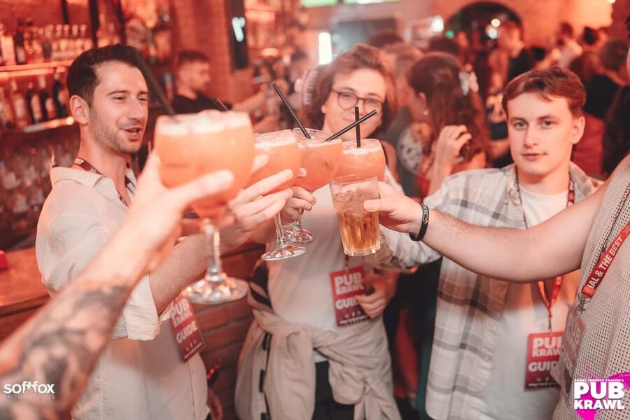 Krakow: Bottomless Brunch with 3-Course Meal and Drinks - The Moaburger main course