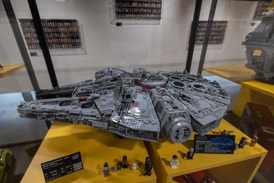 Krakow: Bricks & Figs Museum Entry Ticket - The Minifigure Collection: 14,000 Small Details