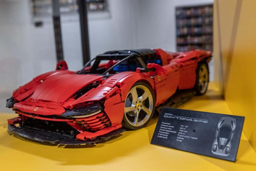 Krakow: Bricks & Figs Museum Entry Ticket - The Main Exhibition: 700 LEGO Sets in One Visit