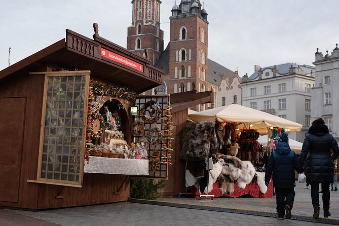 Krakow Christmas Market Immersive Tour - Why this Krakow Christmas tour feels different