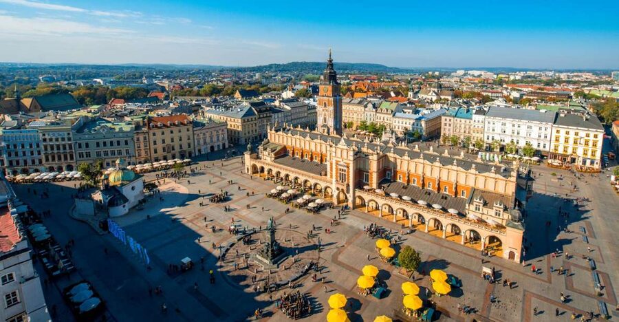 Krakow: City Sightseeing Tour by Electric Golf Cart - Comfort in Krakow’s changeable weather