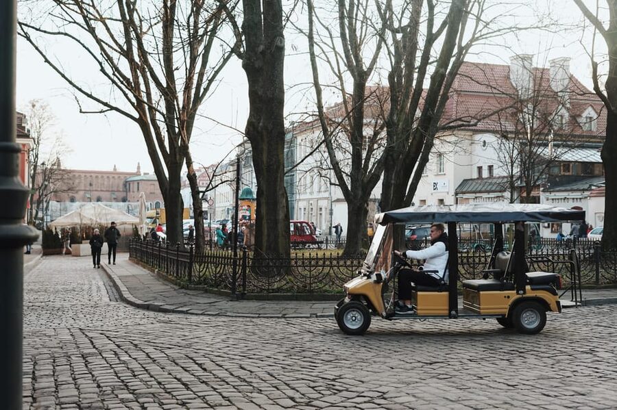 Krakow: City Sightseeing Tour by Golf Cart - Podgórze and the former ghetto