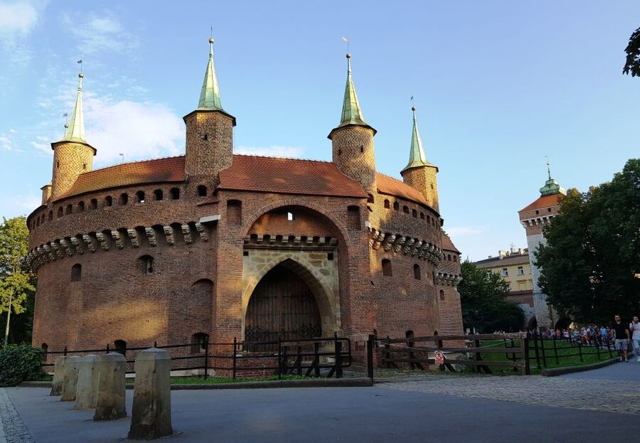 Krakow: City Tour by Electric Golf Cart - Comfort in winter, summer, and changing weather