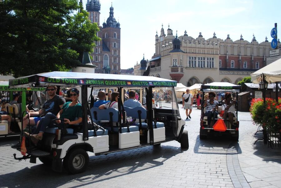Krakow: City Tour by Golf Cart - Schindlers Enamel Factory