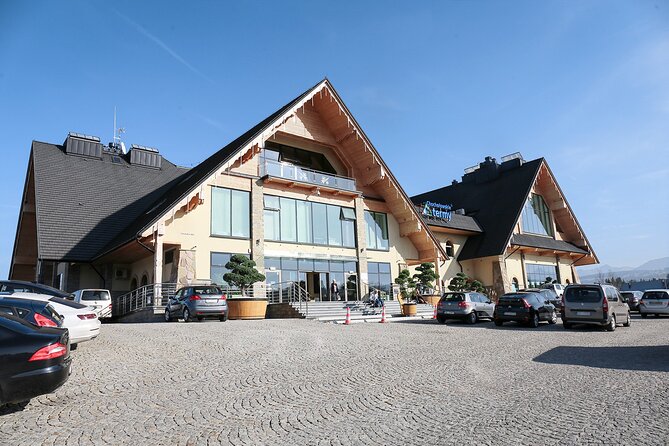 Kraków: Explore Zakopane Tatra Mountain and optional Thermal Bath - Guides and the feel of the day