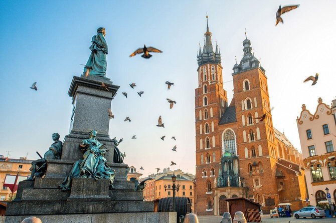 Krakow - Full Day Tour from Warsaw by private car - The pace, the food, and the small practical details