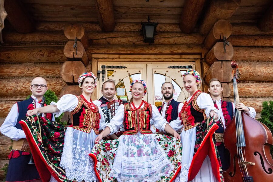 Krakow: Full Traditional Polish Dinner & Folk Show - Is $78 a fair price?