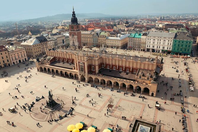 Krakow: Guided City Tour by Golf Buggy (with hotel pickup) - At a glance: what this Krakow buggy tour offers