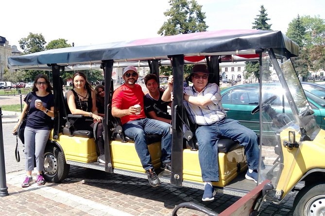 Krakow: Guided City Tour by Golf Buggy (with hotel pickup) - How the timing and pickup affect your day