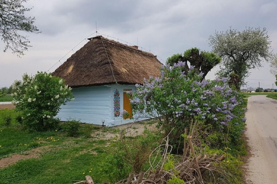 Krakow: Guided Day Tour of Zalipie Village & Museum Entry - Should you book this Zalipie day trip?