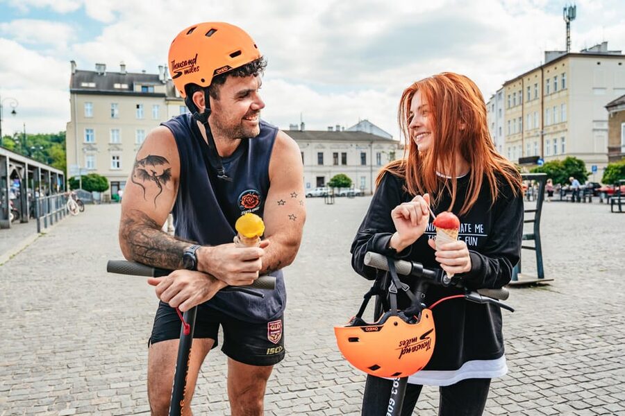 Krakow: Guided E-Scooter City Tour with Food Tastings - What three hours really gives you