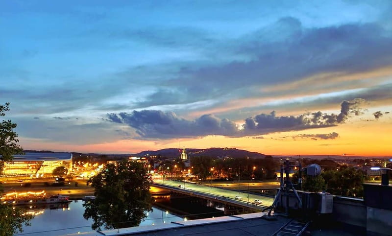 Krakow: Hidden Rooftop Bar Reservation with 1 Cocktail - Who will enjoy this rooftop reservation most
