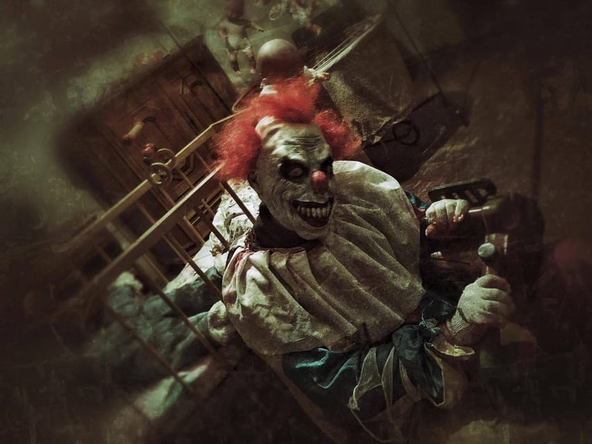 Krakow: Horror House Entry Ticket - Actors, jump scares, and the horror style
