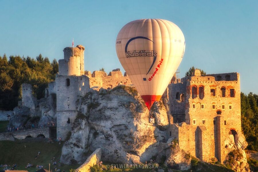 Kraków: Hot Air Balloon Flight with Champagne - Key points to know before you book