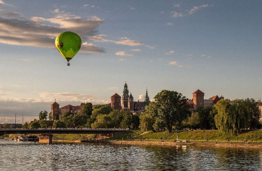 Kraków: Hot Air Balloon Flight with Champagne - The safety briefing and first lift