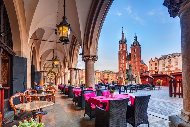 Krakow in a Day: City Tour by Electric Car - Why an electric car works well in Krakow