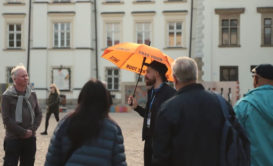 Krakow: Jewish Quarter and Former Ghetto Tour - Key points at a glance
