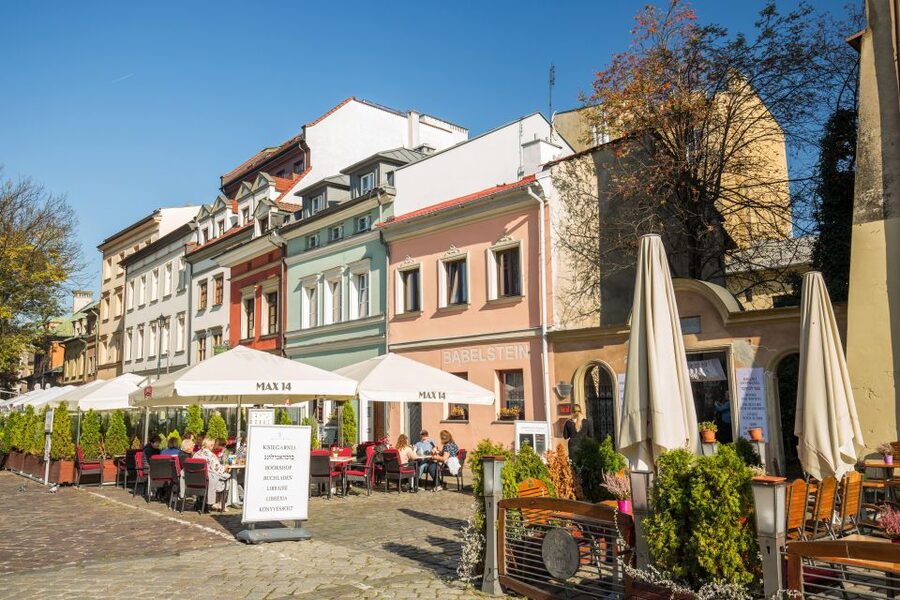 Krakow: Kazimierz Jewish Quarter Walking Tour - Plac Nowy and Kazimierz today