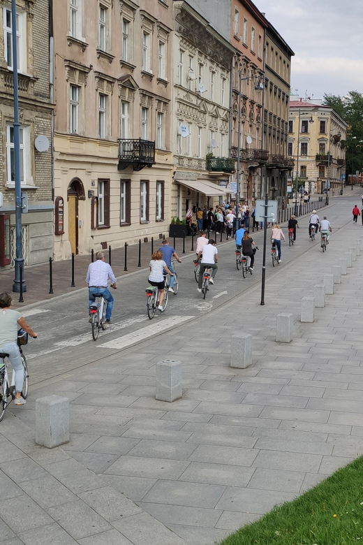 Krakow: Multilingual Tour On Electric Bikes - Why an e-bike works well in Krakow