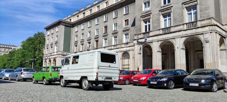 Krakow: Nowa Huta Guided Tour in Vintage Car - The vintage car is more than a photo prop