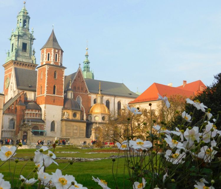 Krakow Old Town and Jewish Quarter in one guided walk - Forty minutes around Main Market Square