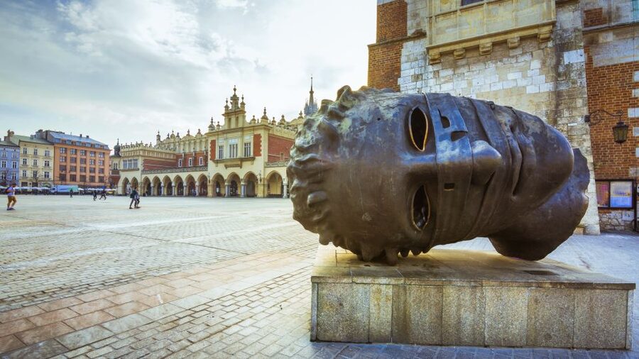 Krakow: Old Town Audioguided walking Tour - Florian’s Gate and the story-filled northern route