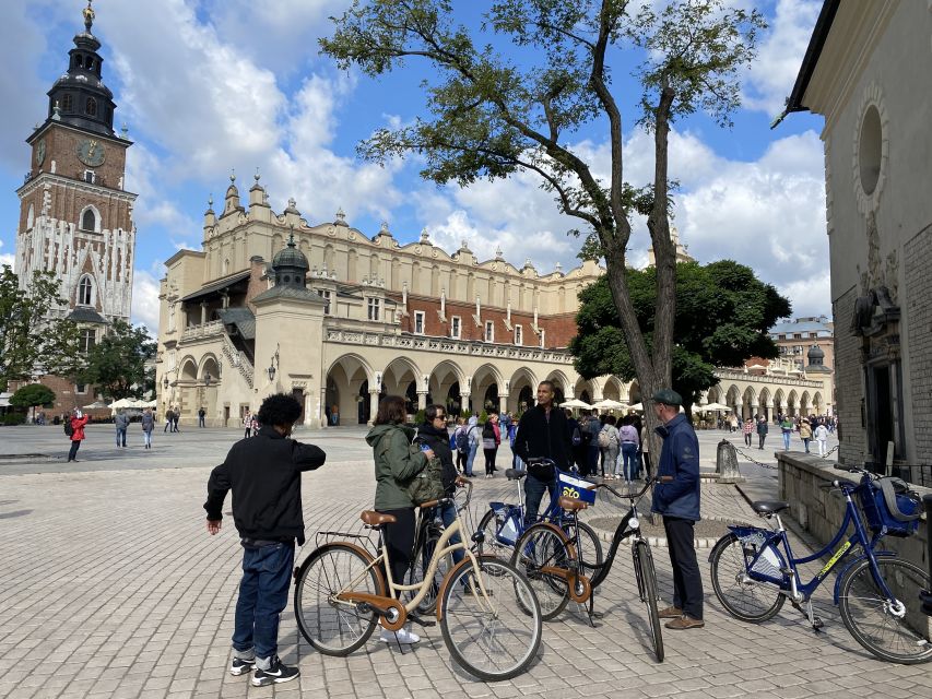 Krakow: Old Town Bike Tour with a Guide - The stories make the short route worthwhile