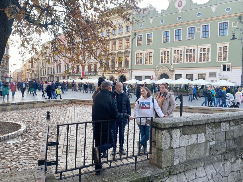 Krakow: Old Town Highlights Walking Tour - Starting at Wawel Hill and the Royal Castle