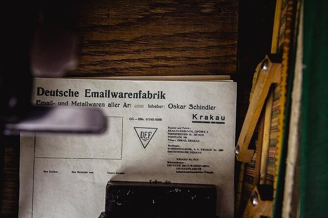 Kraków Oskar Schindler's Enamel Factory Museum skip the line tour - What Schindler’s Factory tells you about Kraków