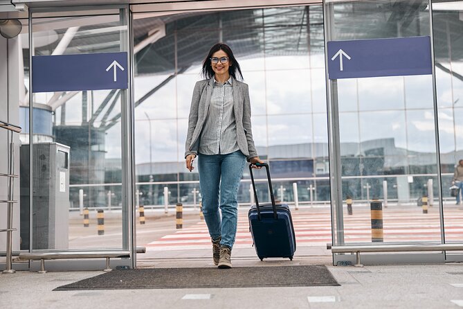 Krakow Private Airport Eco-transfer by Fully Electric car - The 30-minute route into central Krakow